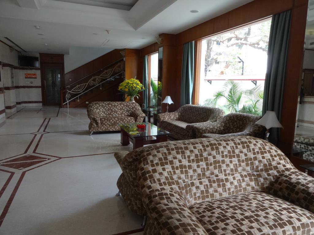 J P Cordial Hotel Бангалор Екстериор снимка
